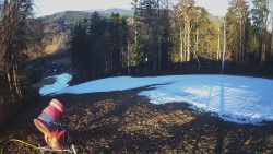 Prostřední část sjezdovky a snowpark