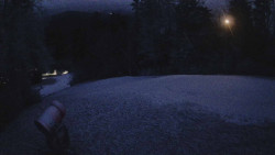 Prostřední část sjezdovky a snowpark