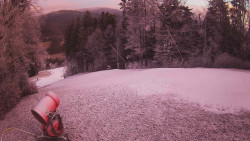 Prostřední část sjezdovky a snowpark