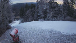 Prostřední část sjezdovky a snowpark