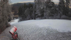 Prostřední část sjezdovky a snowpark