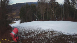 Prostřední část sjezdovky a snowpark