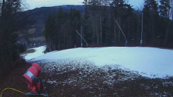 Prostřední část sjezdovky a snowpark