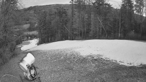 Skiareál Karolinka - Prostřední část sjezdovky a snowpark - 17.12.2025 v 07:10 Skiareál Karolinka - Prostřední část sjezdovky a snowpark - 17.12.2025 v 07:10