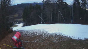 Skiareál Karolinka - Prostřední část sjezdovky a snowpark - 17.12.2025 v 08:10 Skiareál Karolinka - Prostřední část sjezdovky a snowpark - 17.12.2025 v 08:10