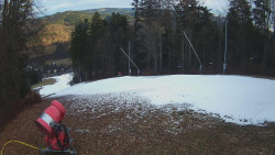 Prostřední část sjezdovky a snowpark