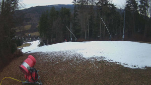 Skiareál Karolinka - Prostřední část sjezdovky a snowpark - 17.12.2025 v 09:40 Skiareál Karolinka - Prostřední část sjezdovky a snowpark - 17.12.2025 v 09:40