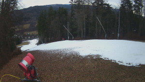 Skiareál Karolinka - Prostřední část sjezdovky a snowpark - 17.12.2025 v 10:05 Skiareál Karolinka - Prostřední část sjezdovky a snowpark - 17.12.2025 v 10:05