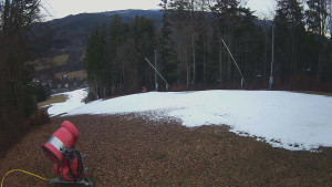 Skiareál Karolinka - Prostřední část sjezdovky a snowpark - 17.12.2025 v 10:45 Skiareál Karolinka - Prostřední část sjezdovky a snowpark - 17.12.2025 v 10:45