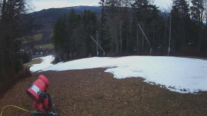 Skiareál Karolinka - Prostřední část sjezdovky a snowpark - 17.12.2025 v 13:35 Skiareál Karolinka - Prostřední část sjezdovky a snowpark - 17.12.2025 v 13:35