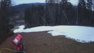 Skiareál Karolinka - Prostřední část sjezdovky a snowpark - 17.12.2025 v 14:35 Skiareál Karolinka - Prostřední část sjezdovky a snowpark - 17.12.2025 v 14:35