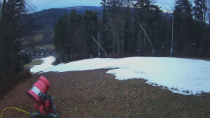 Skiareál Karolinka - Prostřední část sjezdovky a snowpark - 17.12.2025 v 15:10 Skiareál Karolinka - Prostřední část sjezdovky a snowpark - 17.12.2025 v 15:10