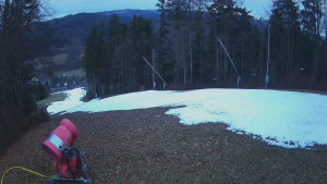 Skiareál Karolinka - Prostřední část sjezdovky a snowpark - 17.12.2025 v 15:45 Skiareál Karolinka - Prostřední část sjezdovky a snowpark - 17.12.2025 v 15:45