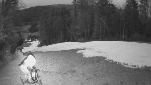 Skiareál Karolinka - Prostřední část sjezdovky a snowpark - 17.12.2025 v 16:25 Skiareál Karolinka - Prostřední část sjezdovky a snowpark - 17.12.2025 v 16:25