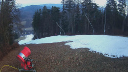 Prostřední část sjezdovky a snowpark