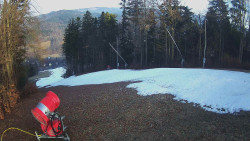 Prostřední část sjezdovky a snowpark