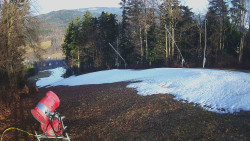 Prostřední část sjezdovky a snowpark