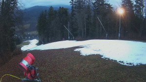 Skiareál Karolinka - Prostřední část sjezdovky a snowpark - 19.12.2025 v 07:40 Skiareál Karolinka - Prostřední část sjezdovky a snowpark - 19.12.2025 v 07:40