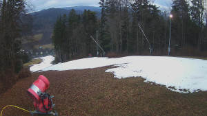 Skiareál Karolinka - Prostřední část sjezdovky a snowpark - 19.12.2025 v 09:25 Skiareál Karolinka - Prostřední část sjezdovky a snowpark - 19.12.2025 v 09:25