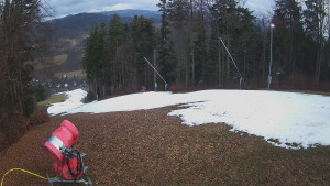 Skiareál Karolinka - Prostřední část sjezdovky a snowpark - 19.12.2025 v 10:02 Skiareál Karolinka - Prostřední část sjezdovky a snowpark - 19.12.2025 v 10:02