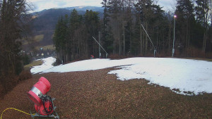 Skiareál Karolinka - Prostřední část sjezdovky a snowpark - 19.12.2025 v 10:50 Skiareál Karolinka - Prostřední část sjezdovky a snowpark - 19.12.2025 v 10:50