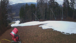 Skiareál Karolinka - Prostřední část sjezdovky a snowpark - 19.12.2025 v 11:25 Skiareál Karolinka - Prostřední část sjezdovky a snowpark - 19.12.2025 v 11:25