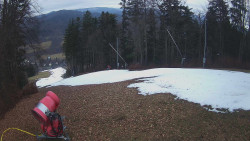 Prostřední část sjezdovky a snowpark