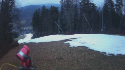 Prostřední část sjezdovky a snowpark