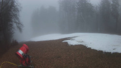 Prostřední část sjezdovky a snowpark