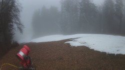 Prostřední část sjezdovky a snowpark