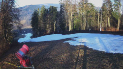 Prostřední část sjezdovky a snowpark