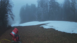 Prostřední část sjezdovky a snowpark