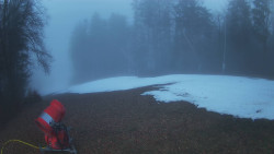 Prostřední část sjezdovky a snowpark