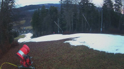 Prostřední část sjezdovky a snowpark