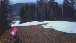 Prostřední část sjezdovky a snowpark