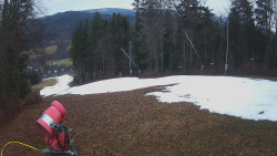 Prostřední část sjezdovky a snowpark
