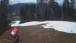 Prostřední část sjezdovky a snowpark
