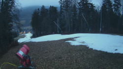 Prostřední část sjezdovky a snowpark