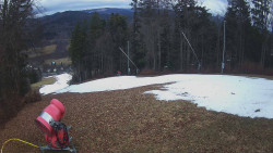 Prostřední část sjezdovky a snowpark