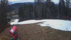 Prostřední část sjezdovky a snowpark