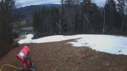 Prostřední část sjezdovky a snowpark