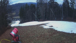 Prostřední část sjezdovky a snowpark