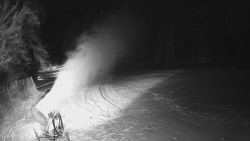 Prostřední část sjezdovky a snowpark