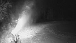 Prostřední část sjezdovky a snowpark