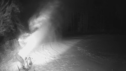 Prostřední část sjezdovky a snowpark