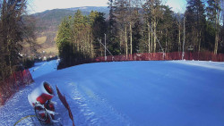 Prostřední část sjezdovky a snowpark