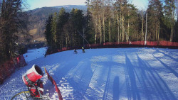 Prostřední část sjezdovky a snowpark