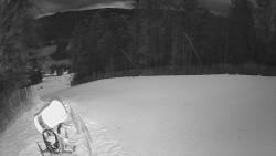 Prostřední část sjezdovky a snowpark