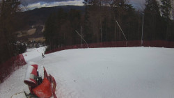 Prostřední část sjezdovky a snowpark