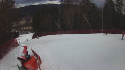 Prostřední část sjezdovky a snowpark